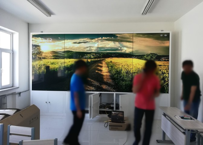 49寸液晶拼接屏進駐保定市清苑區農業農村局