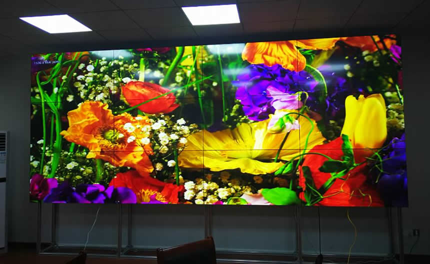 如何選擇工業液晶拼接屏？