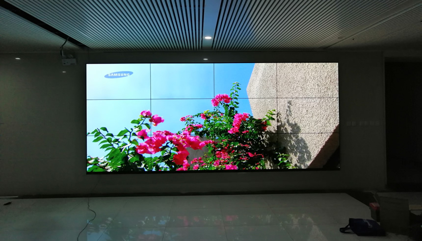 愛普樂55寸液晶拼接屏進駐煙臺某重工集團