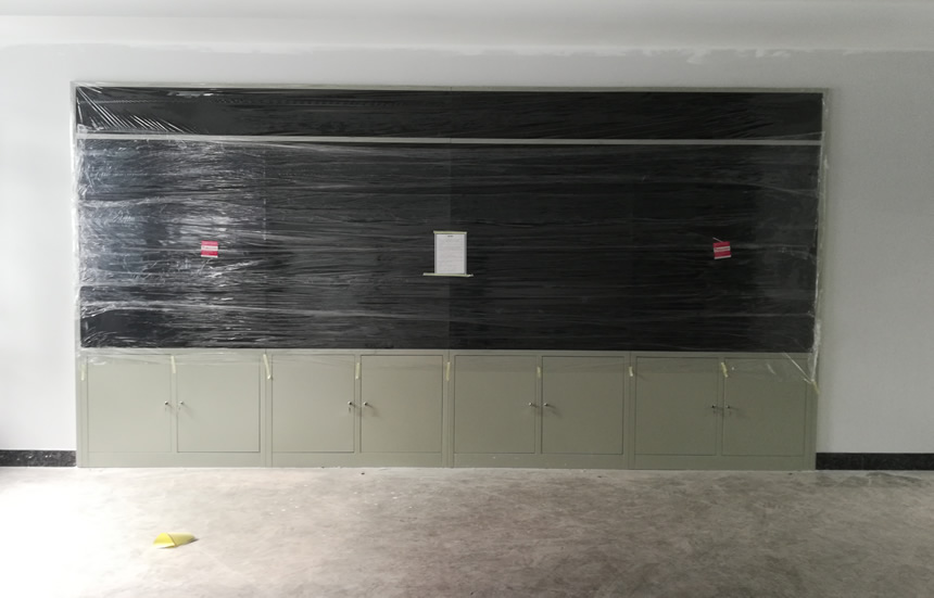 濟南歷下區交警第二中隊2x4液晶拼接屏