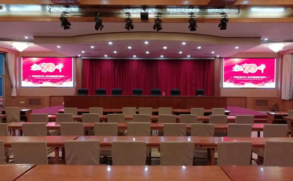 智能會議室液晶拼接屏顯示系統解決方案