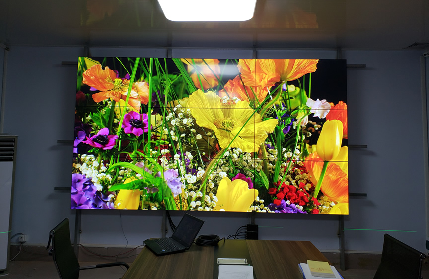 55寸液晶拼接屏為五蓮縣某派出所打造會議室顯示系統