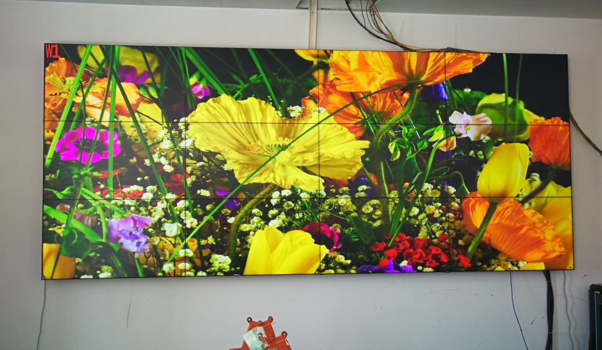 液晶拼接屏在智能交通監控顯示系統中發揮著越來越重要的作用