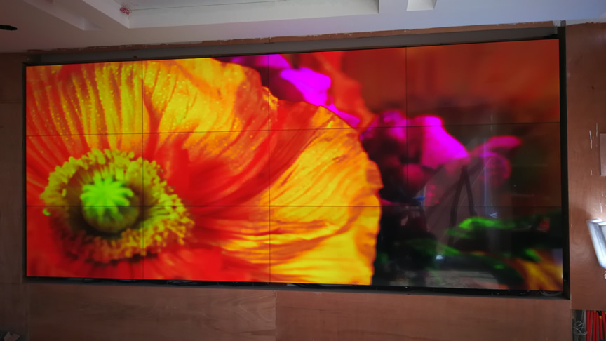 做好質量與服務是液晶拼接屏廠家的可持續發展戰略